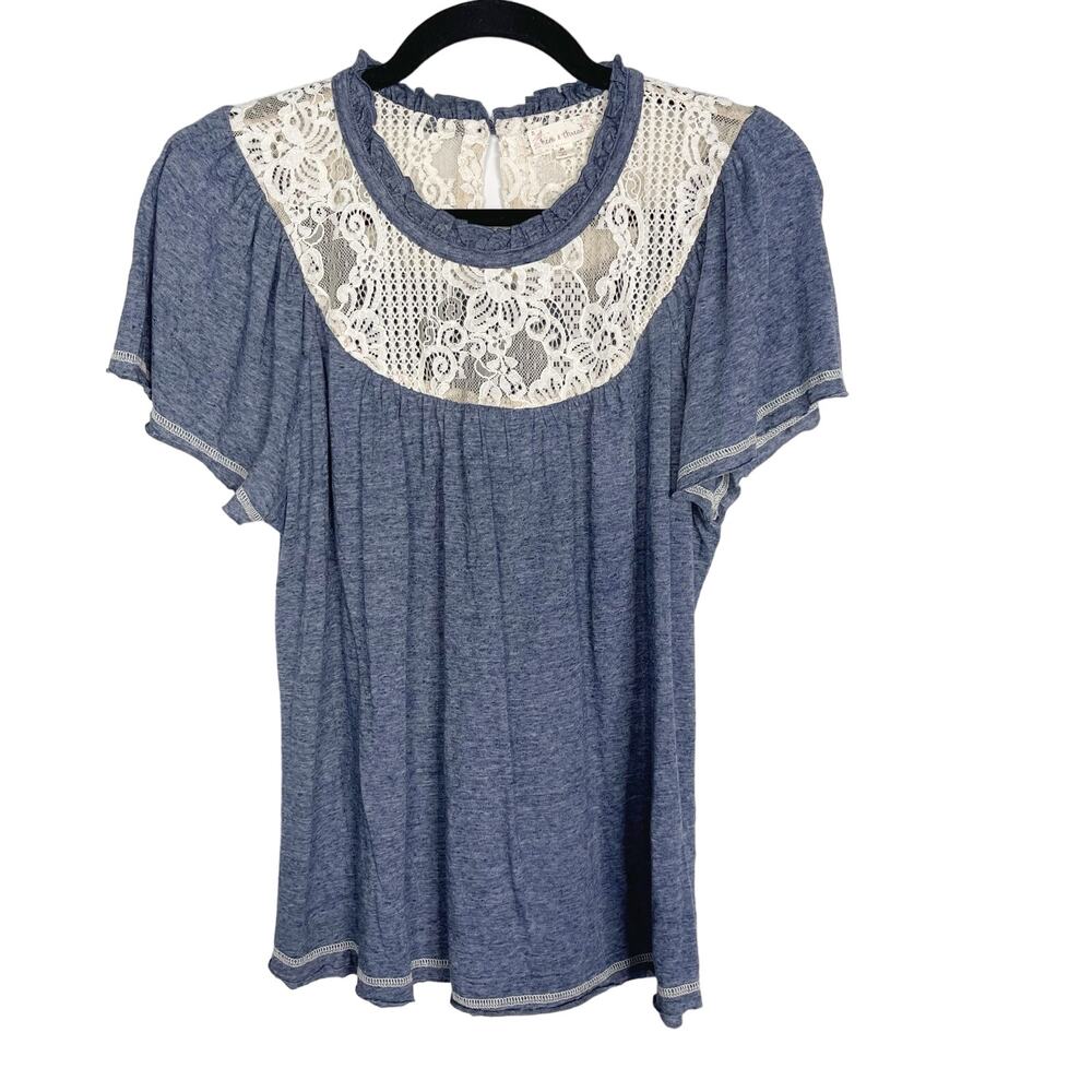 New Hem & Thread Medium M Blue Cream Lace Yoke Burnout Short Sleeve Tee Cotton